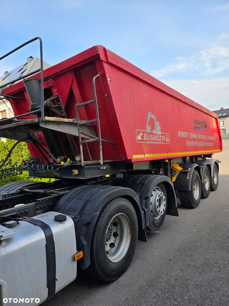 Renders Naczepa 25 m3 - 3