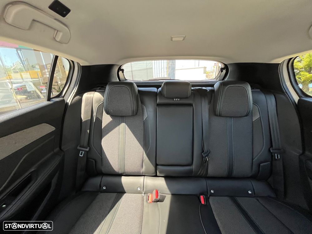 Peugeot 308 1.5 BlueHDi Allure Pack EAT8 - 50