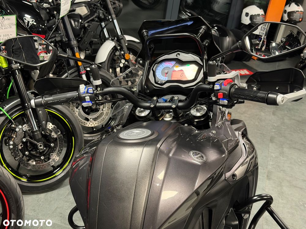 Benelli TRK 502X - 22