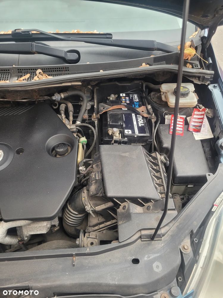 Mazda 5 - 16