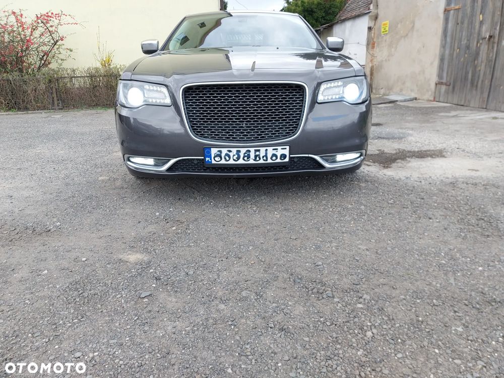 Chrysler 300C - 14