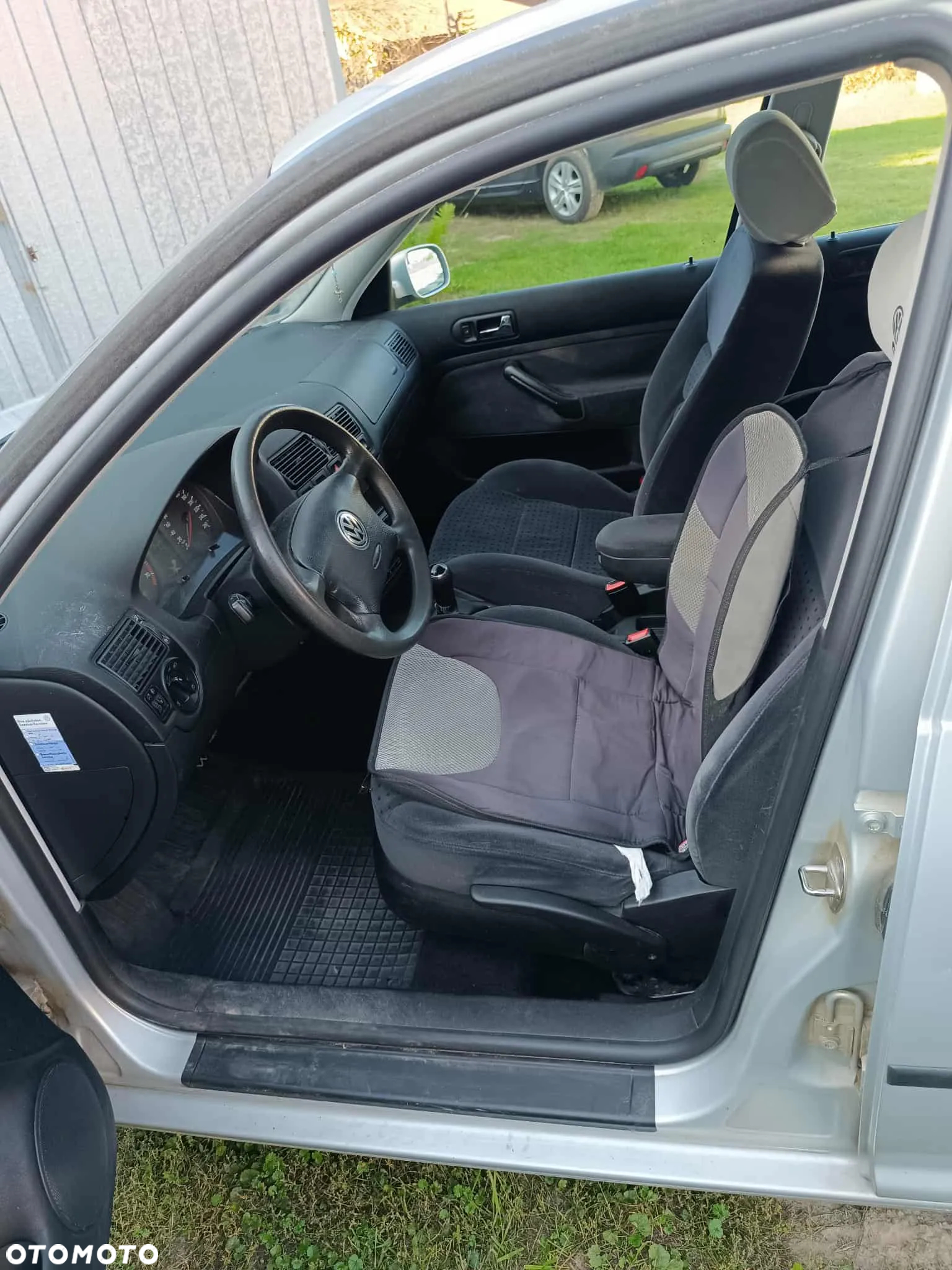 Volkswagen Golf 1.6 - 14
