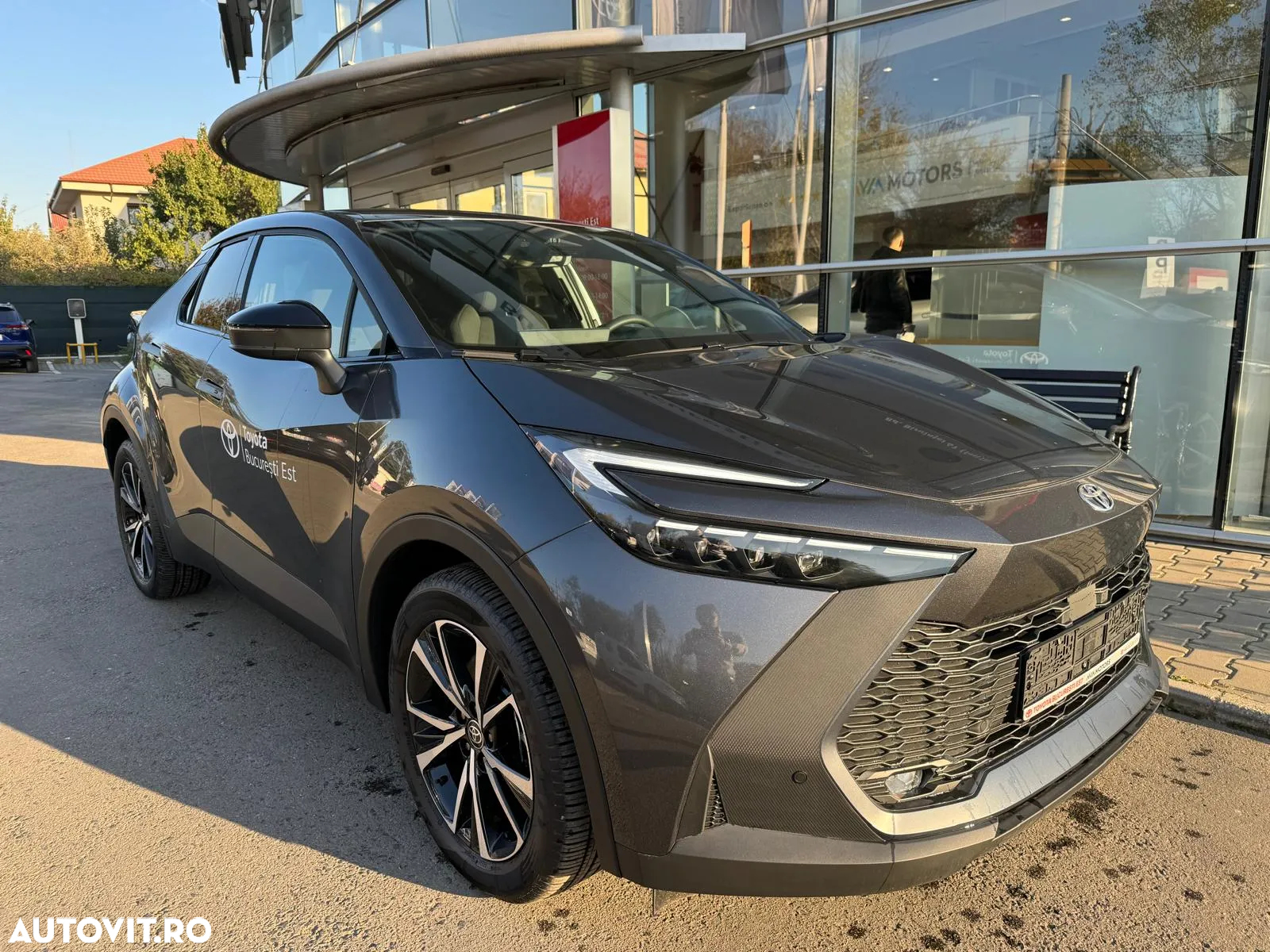 Toyota C-HR - 3