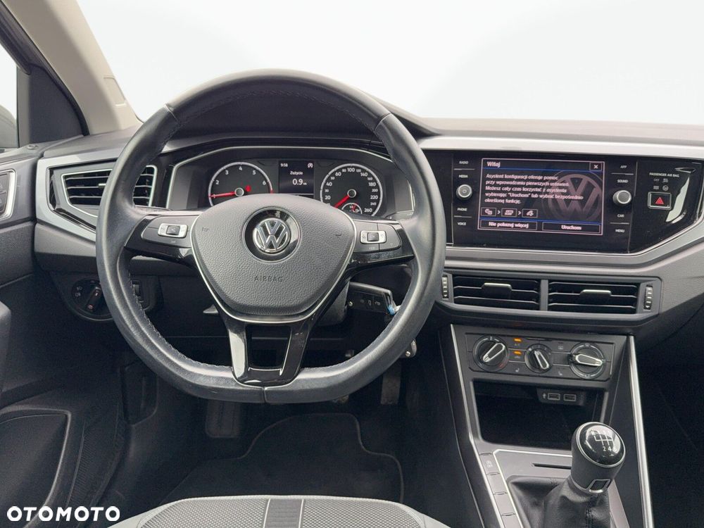 Volkswagen Polo - 16