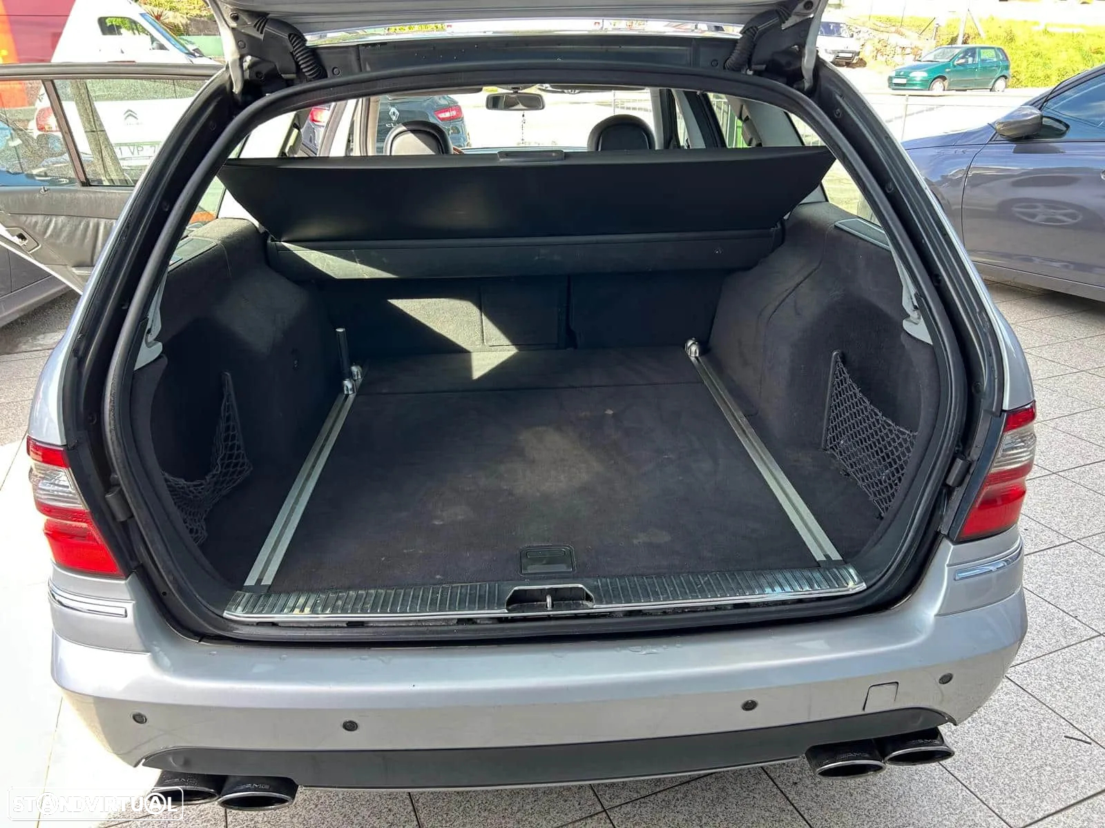 Mercedes-Benz E 270 - 25