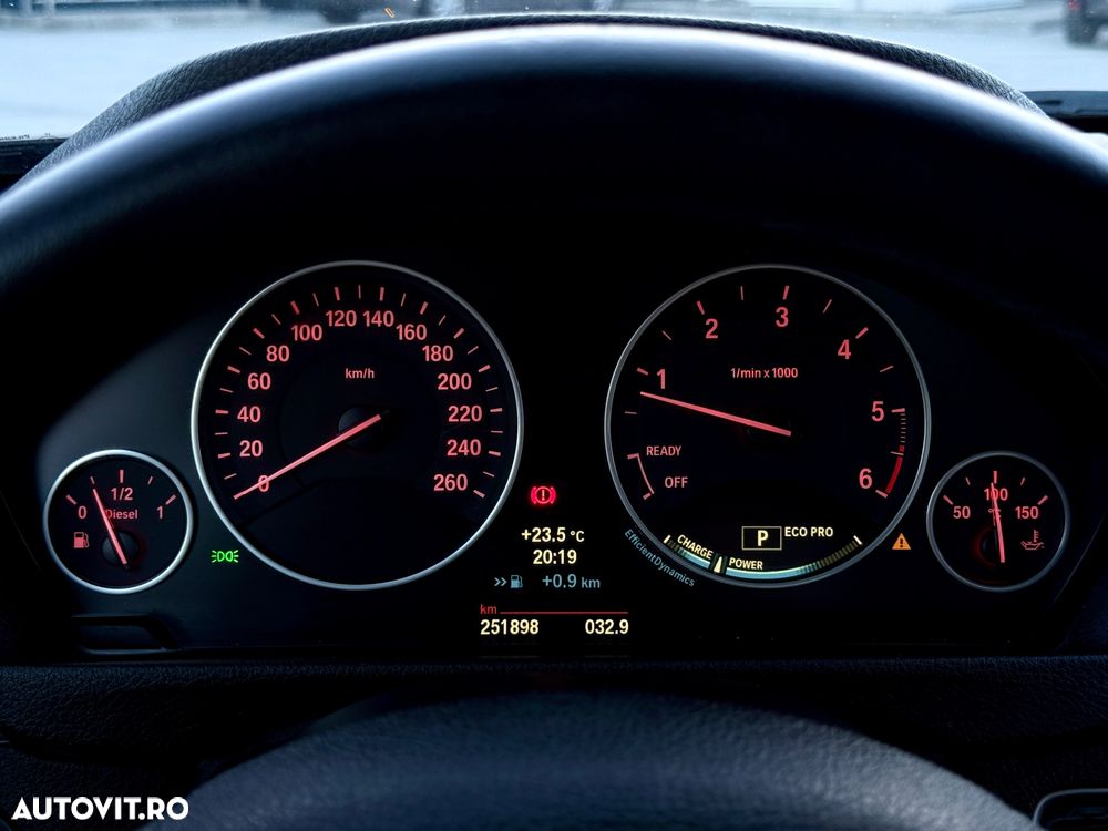 BMW Seria 3 - 30