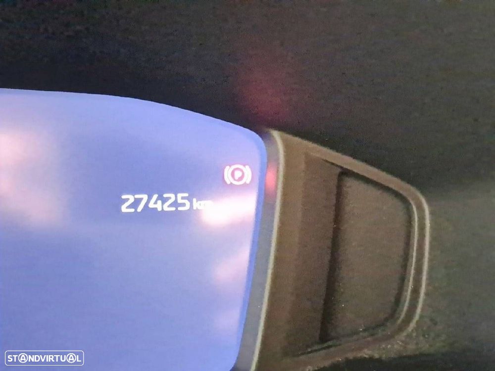 Peugeot 2008 1.2 Hybrid Allure e-DCS6 - 13