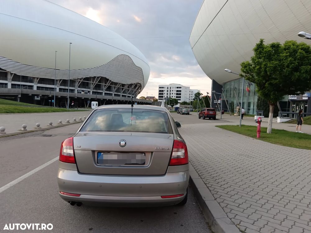Skoda Octavia 1.8 TSI DSG Ambiente - 3
