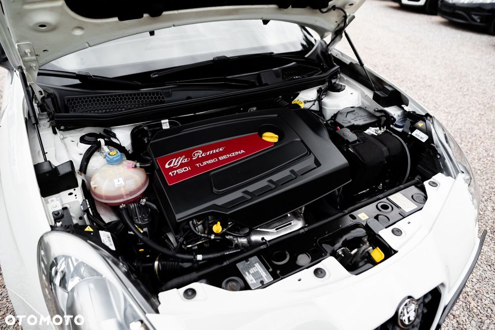 Alfa Romeo Giulietta 1750 TBi QV TCT - 40
