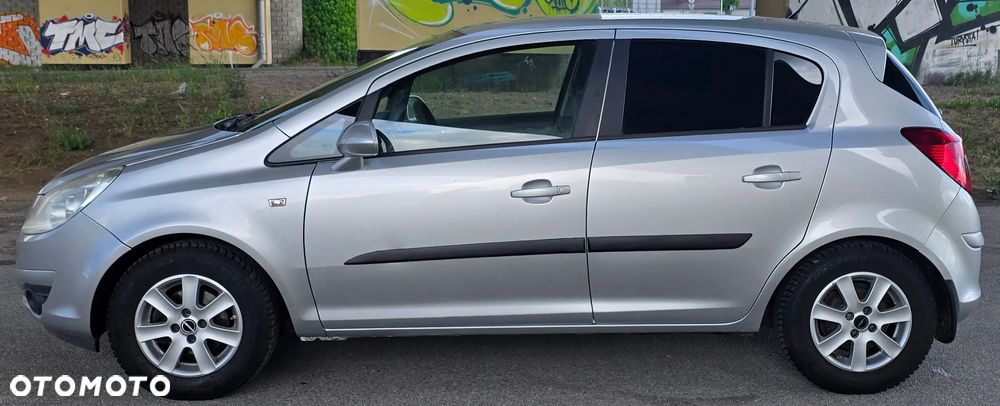 Opel Corsa 1.4 16V Cosmo - 7