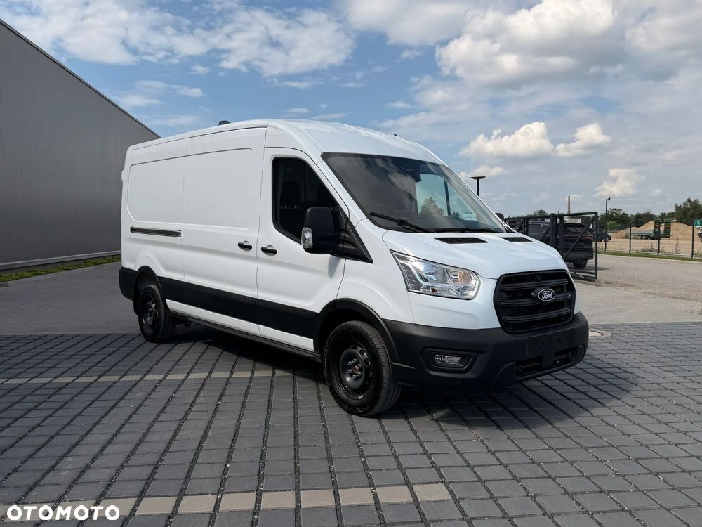 Ford Transit - 1