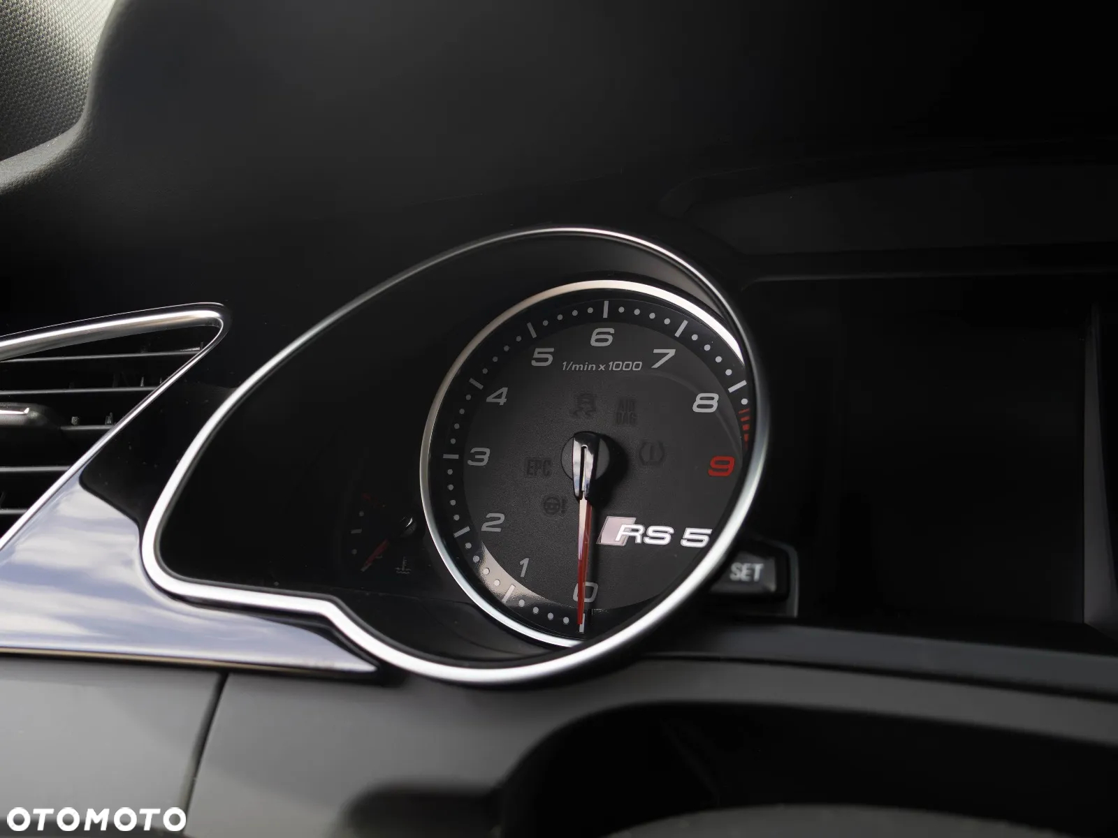 Audi RS5 S tronic - 24