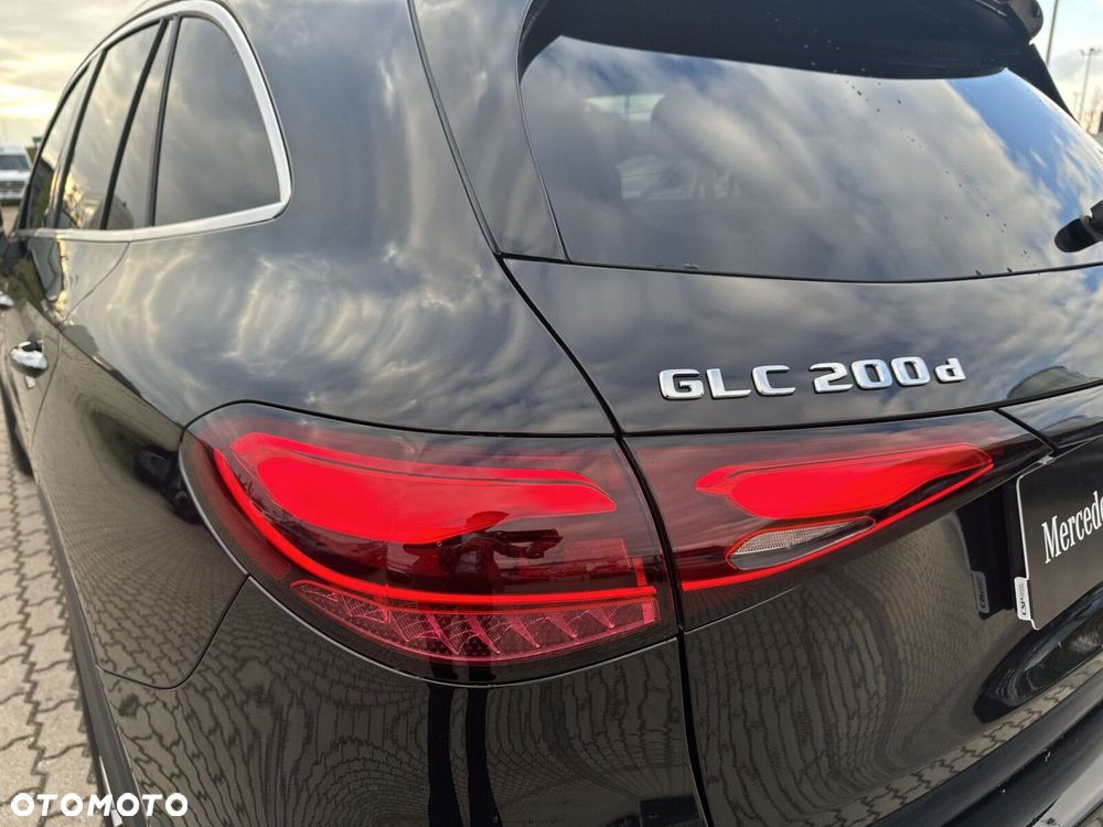 Mercedes-Benz GLC 200 d mHEV 4-Matic Avantgarde - 11