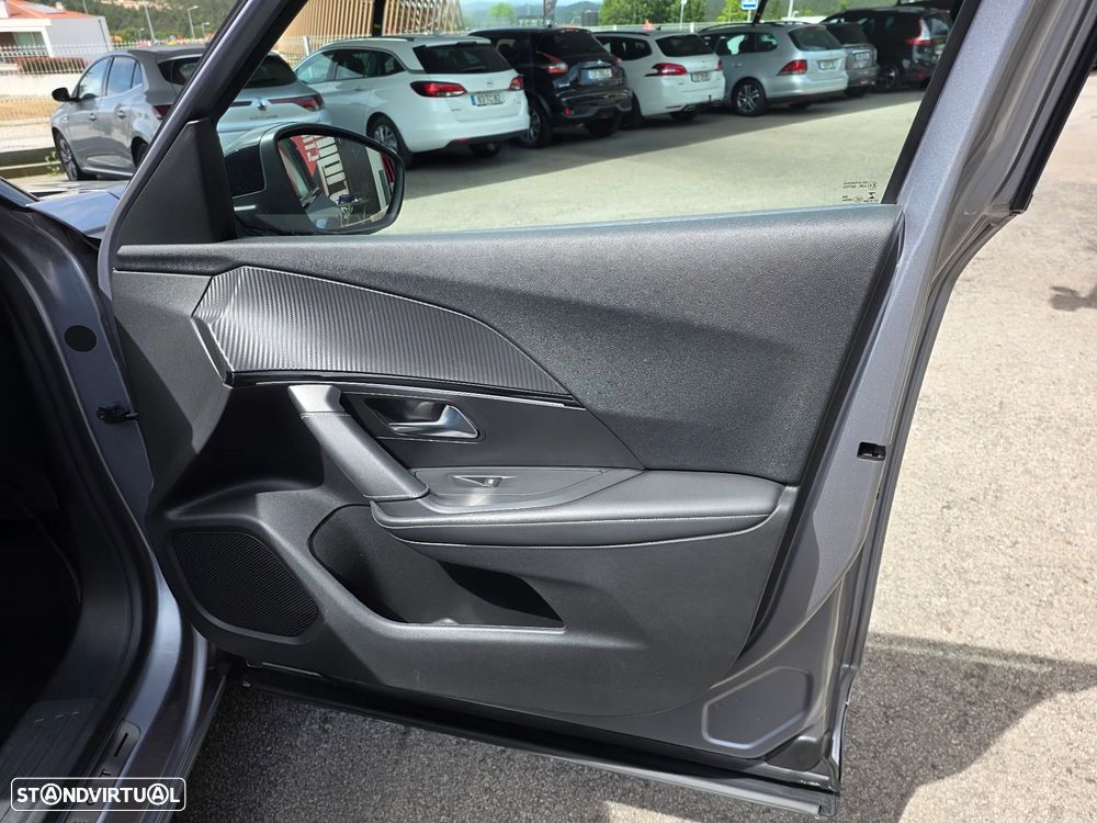 Peugeot 2008 1.5 BlueHDi GT Pack EAT8 - 21