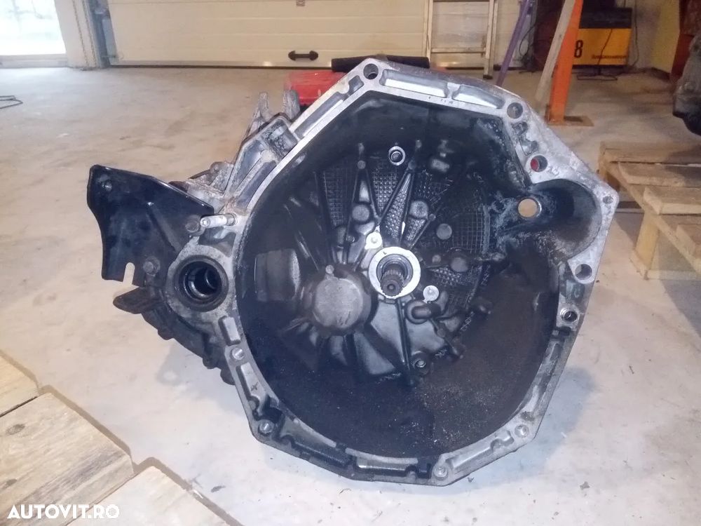 Cutie viteze Renault 1.5 dci 1.9 dci 6+1 euro 4 7701700551 Megane Clio Scenic