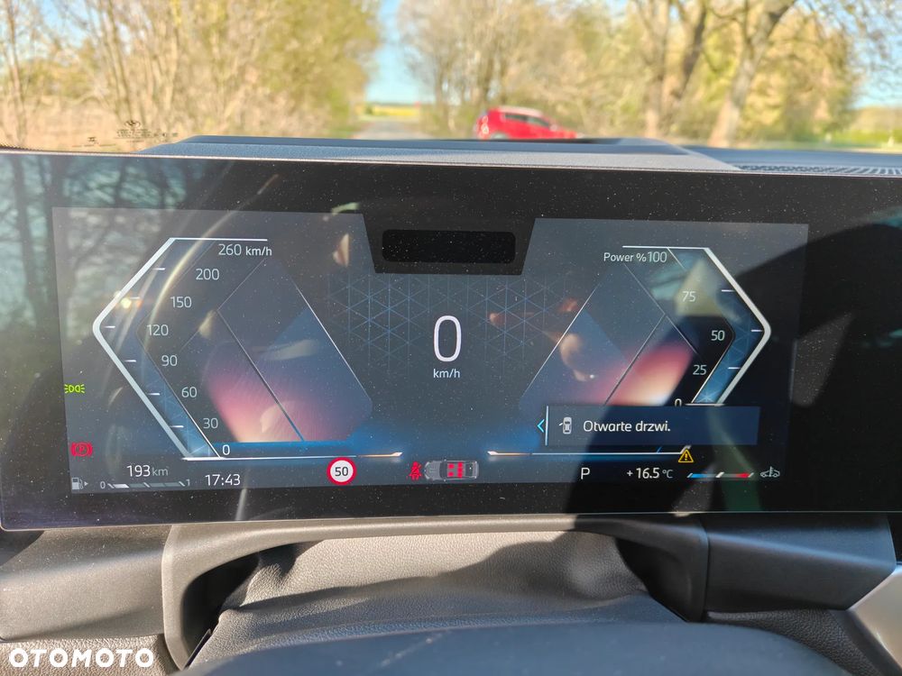 BMW Seria 3 320d xDrive mHEV - 31