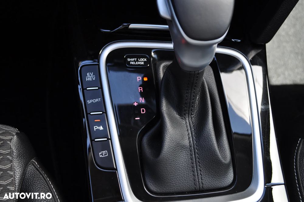 Kia XCeed 1.6 GDI DCT6 OPF SPIRIT - 32