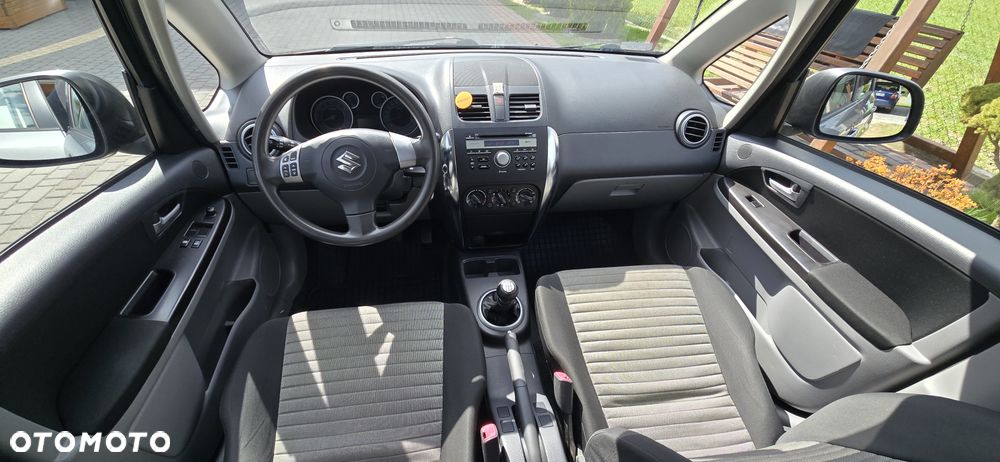 Suzuki SX4 1.6 Comfort - 11