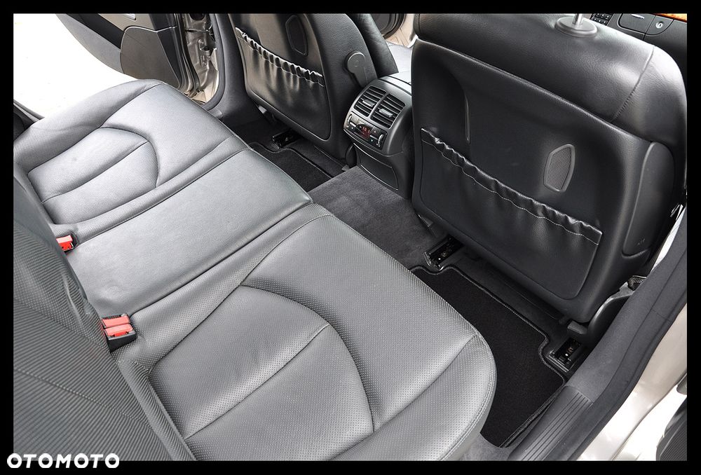 Mercedes-Benz Klasa E 500 T Avantgarde - 26