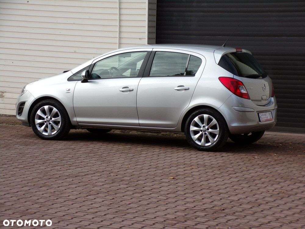 Opel Corsa - 16