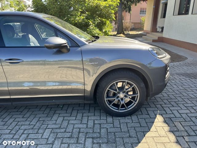 Porsche Cayenne - 14
