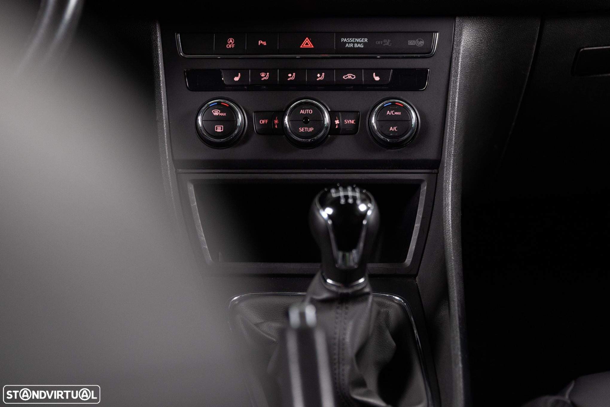SEAT Leon 1.6 TDI Style S/S - 12