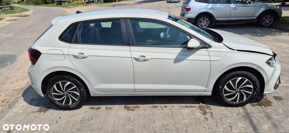 Volkswagen Polo 1.0 MPI Special Edition - 4