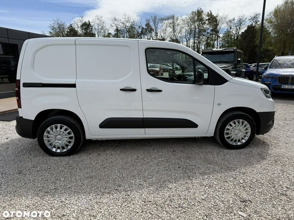 Toyota Proace City - 25