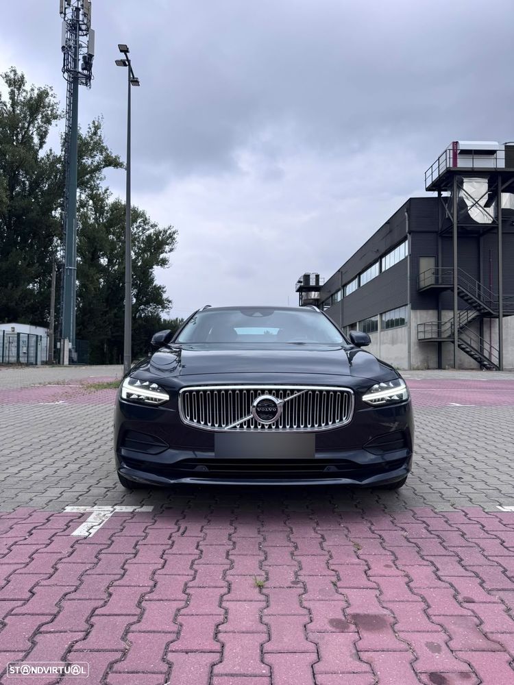 Volvo V90 2.0 D4 Momentum Geartronic - 5