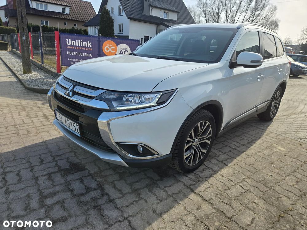 Mitsubishi Outlander 2.0 2WD CVT Diamant - 4