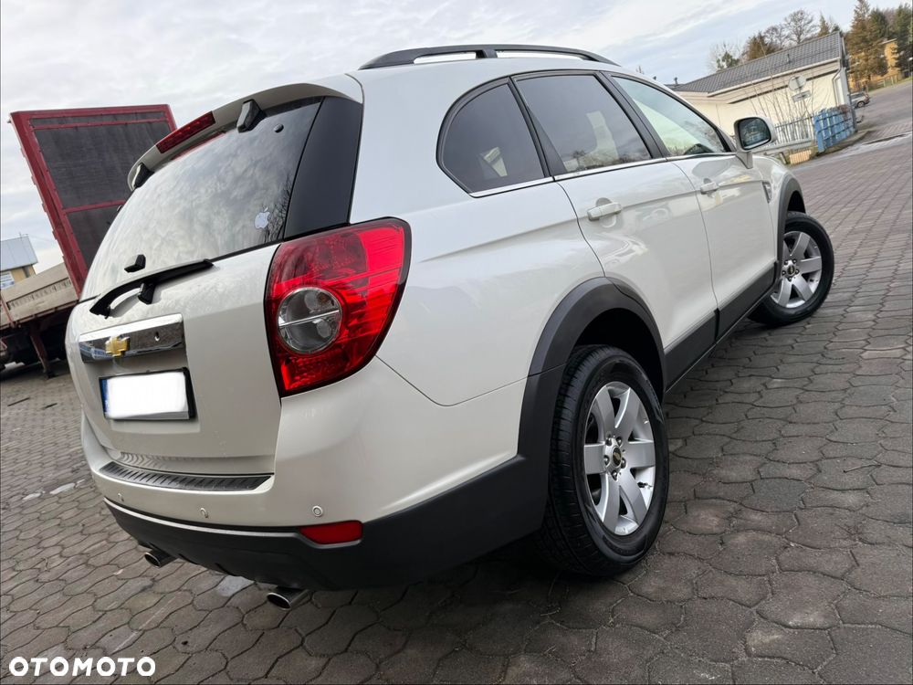 Chevrolet Captiva 2.4 LT FWD - 11