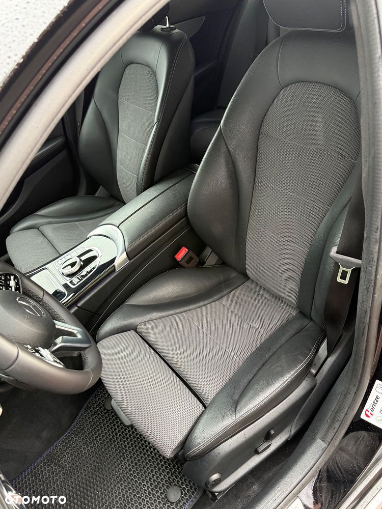 Mercedes-Benz Klasa C 220 d 9G-TRONIC - 18