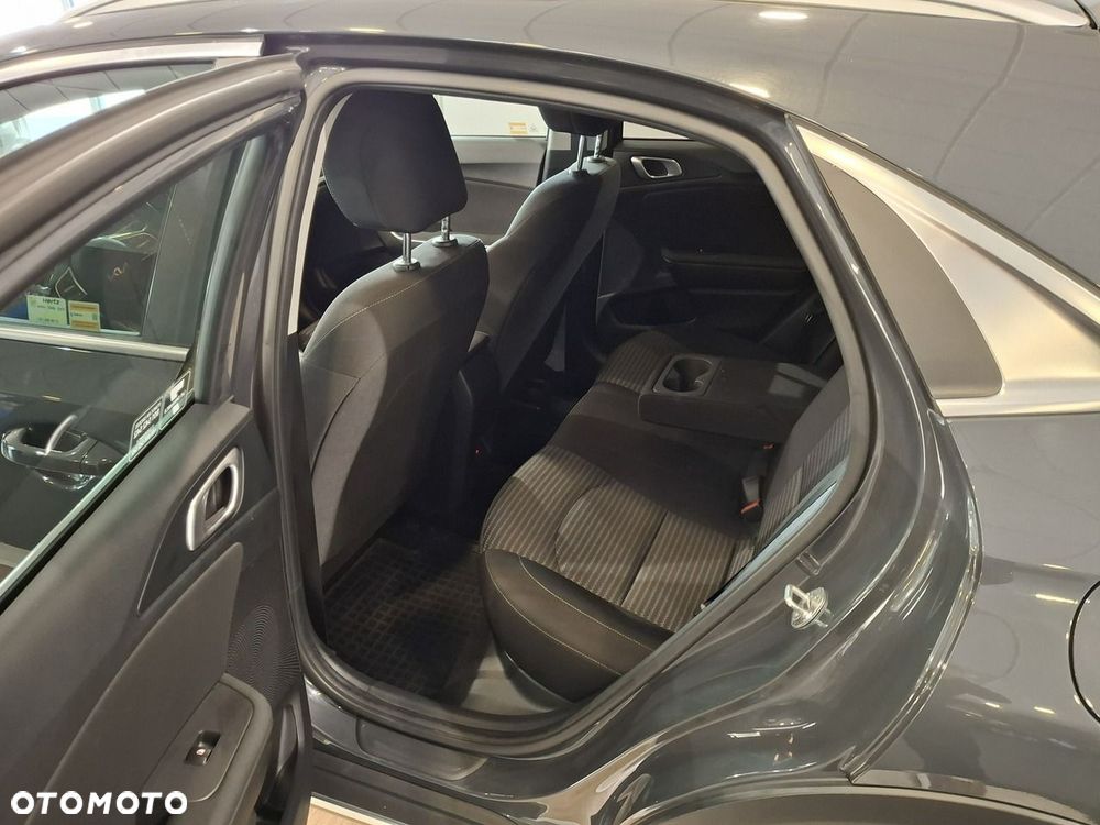 Kia XCeed 1.5 T-GDI M DCT - 17