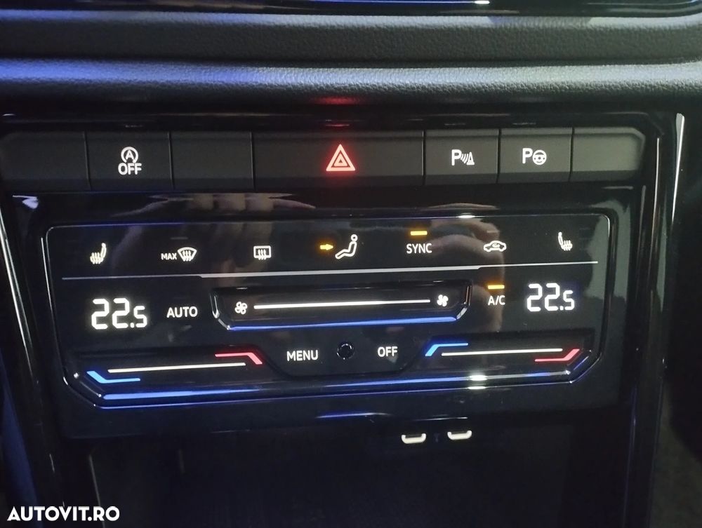 Volkswagen T-Roc 1.5 TSI DSG Style - 11