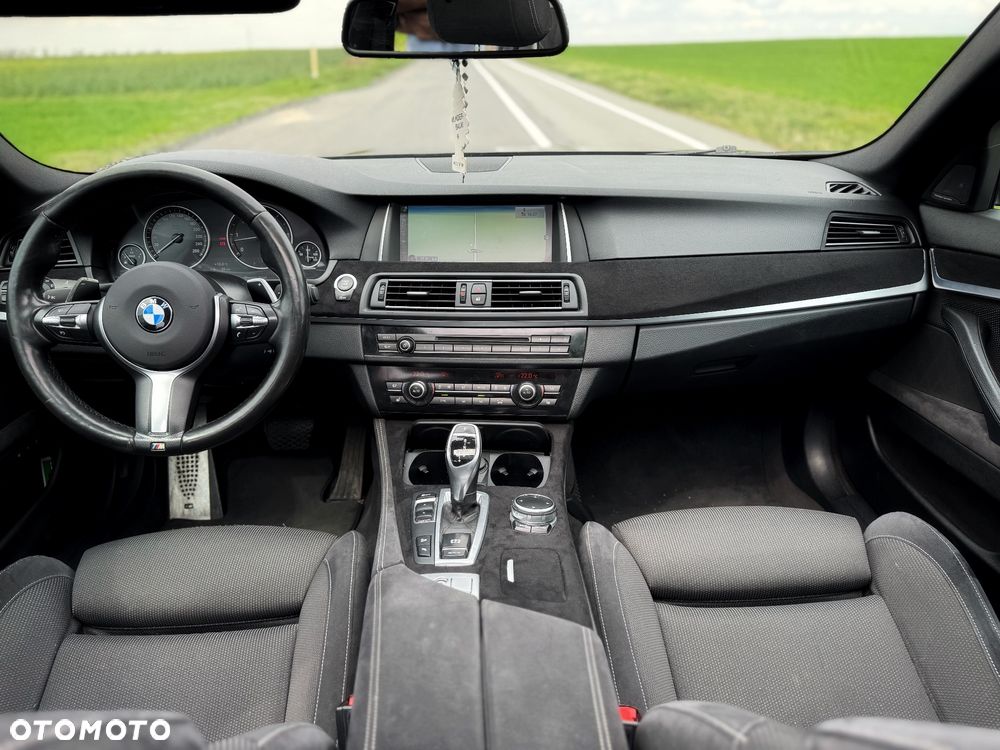 BMW Seria 5 530d xDrive Sport-Aut - 12