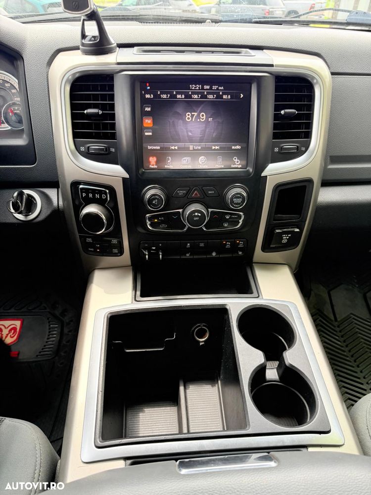 Dodge RAM - 24