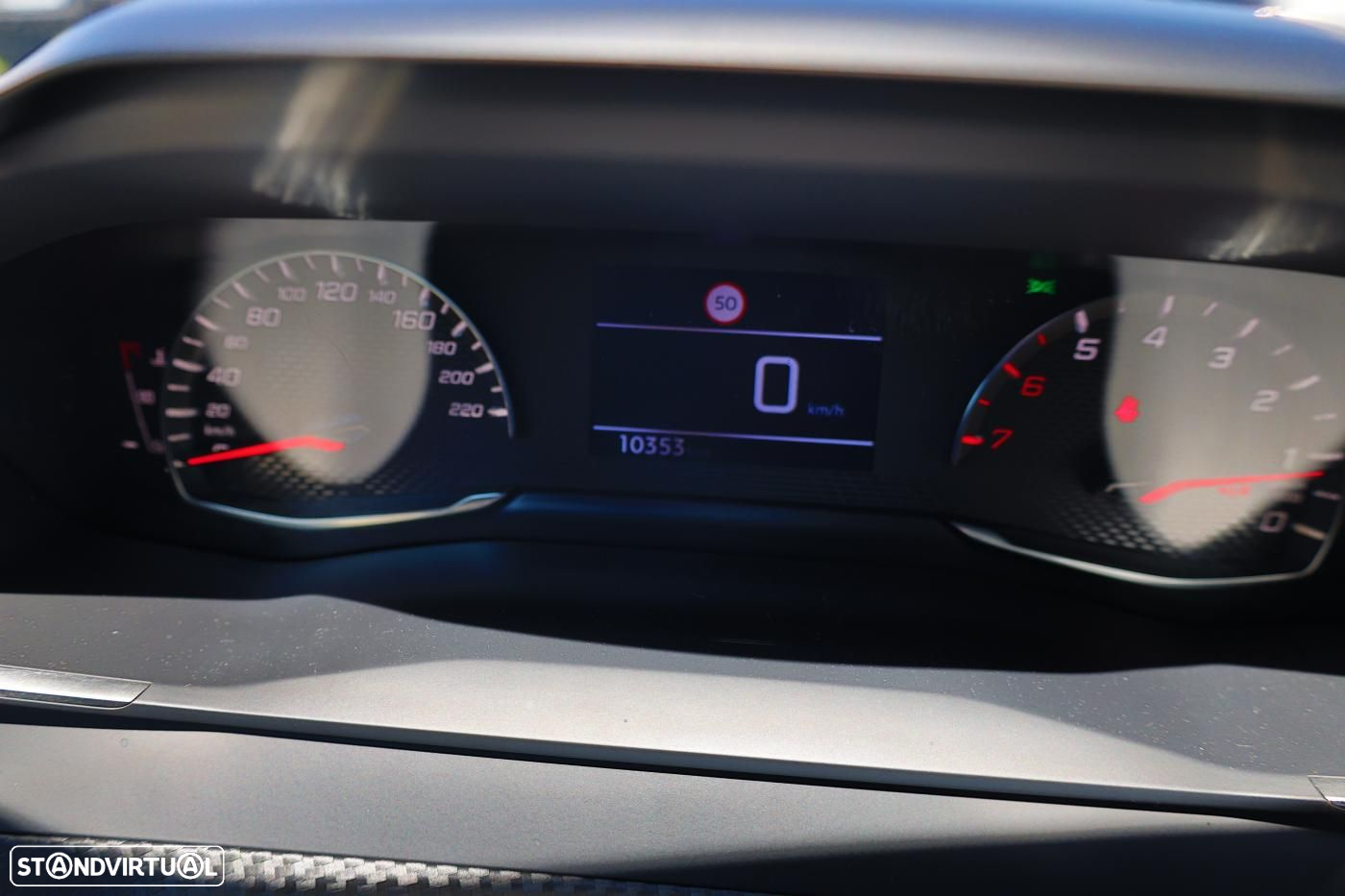 Peugeot 2008 1.2 PureTech Active - 9