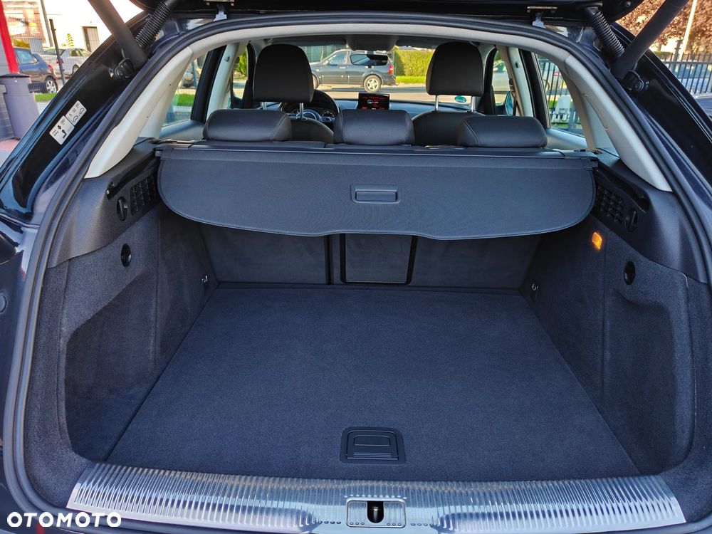 Audi Q3 2.0 TDI Design - 33