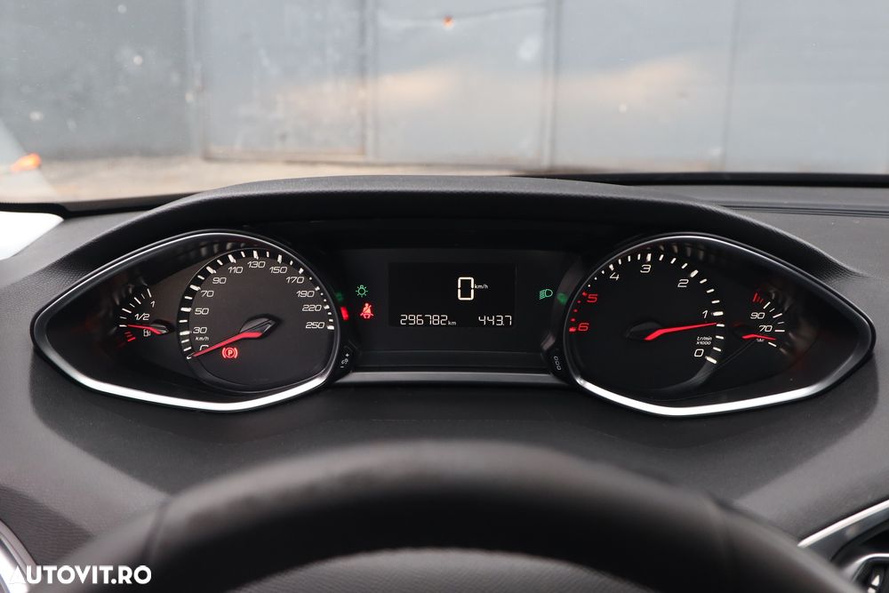 Peugeot 308 BlueHDi FAP 120 Stop & Start Active - 23