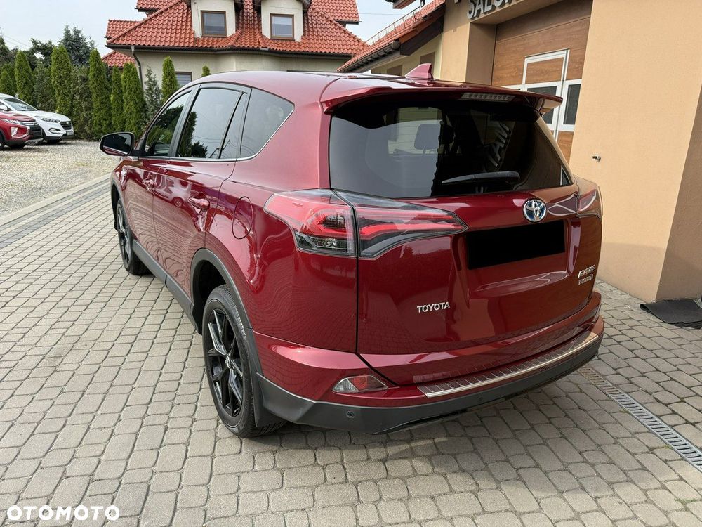 Toyota RAV4 - 9