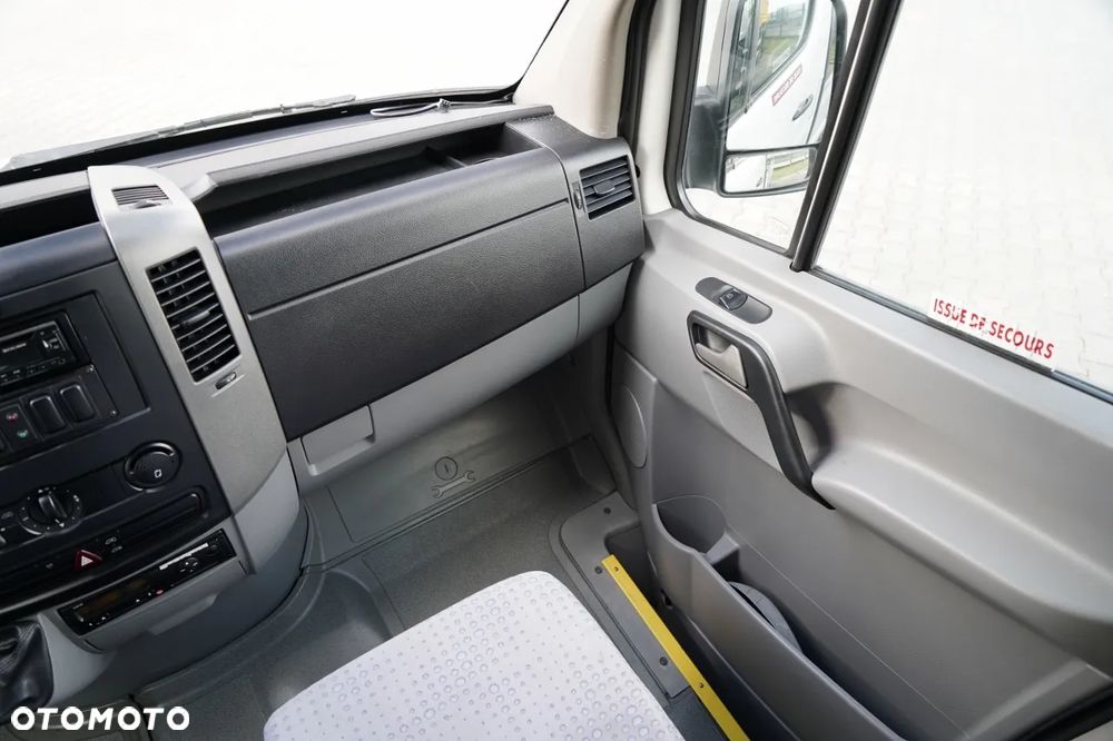 Volkswagen CRAFTER / EURO 5 / MANUAL / SPROWADZONY - 31