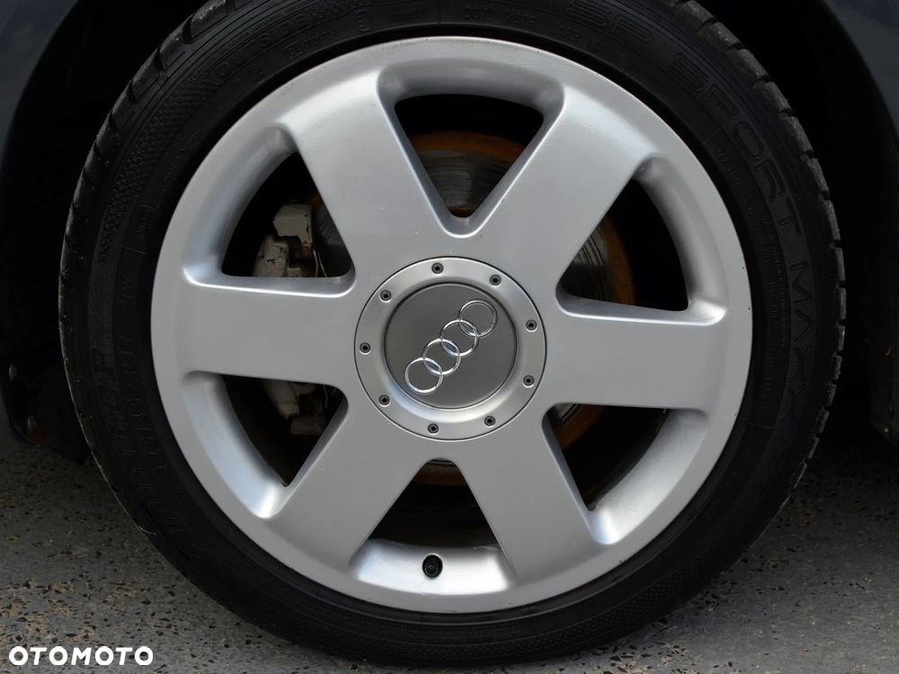 Audi TT Coupé 1.8T Quattro - 6