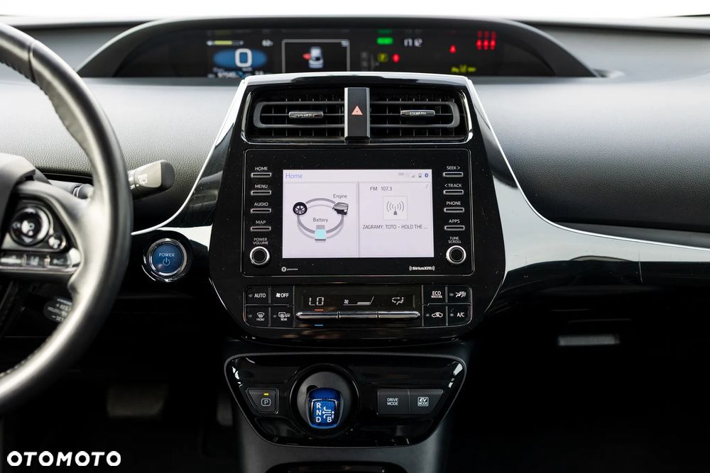 Toyota Prius (Hybrid) Executive - 22
