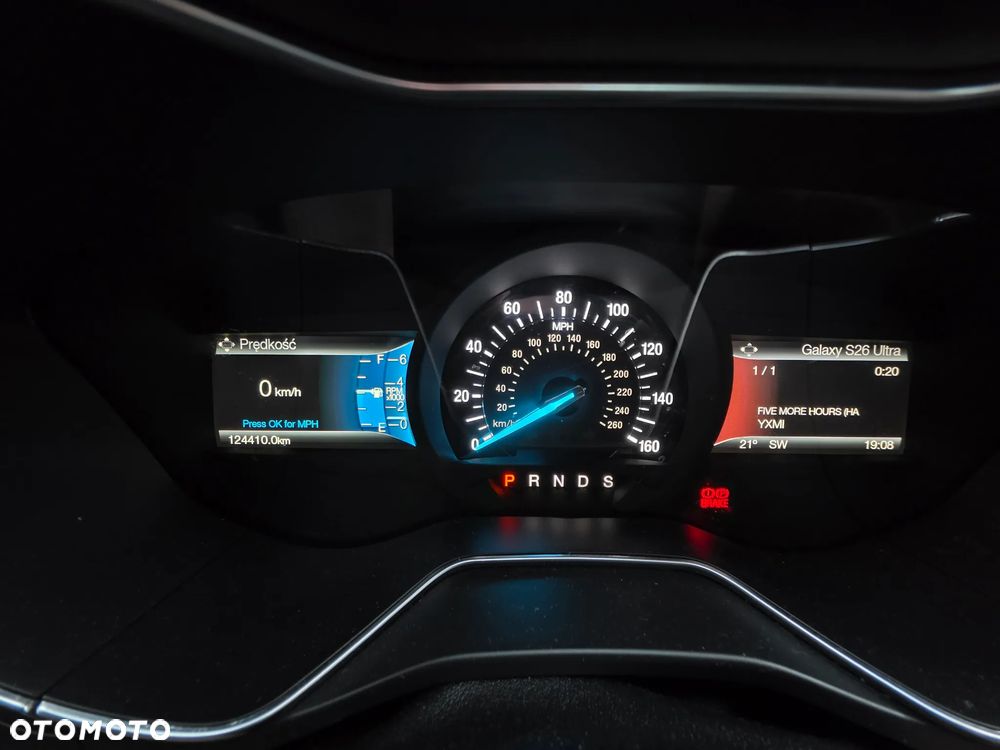 Ford Fusion - 7