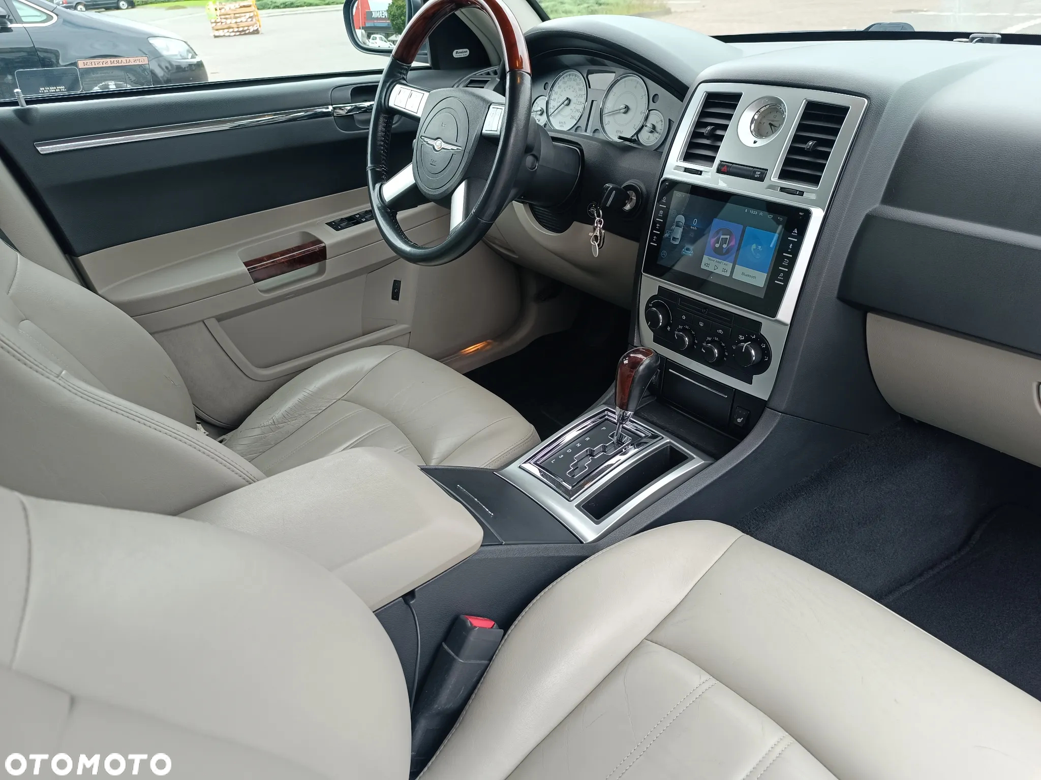 Chrysler 300C 2.7 V6 - 23