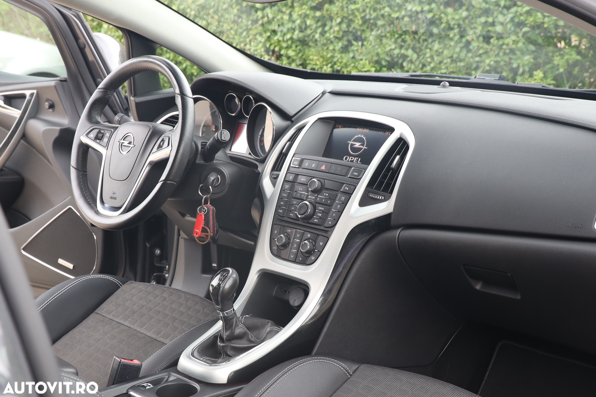 Opel Astra GTC 2.0 CDTI ecoFLEX Start/Stop Active - 27