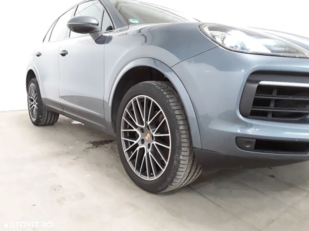 Porsche Cayenne Tiptronic S - 5