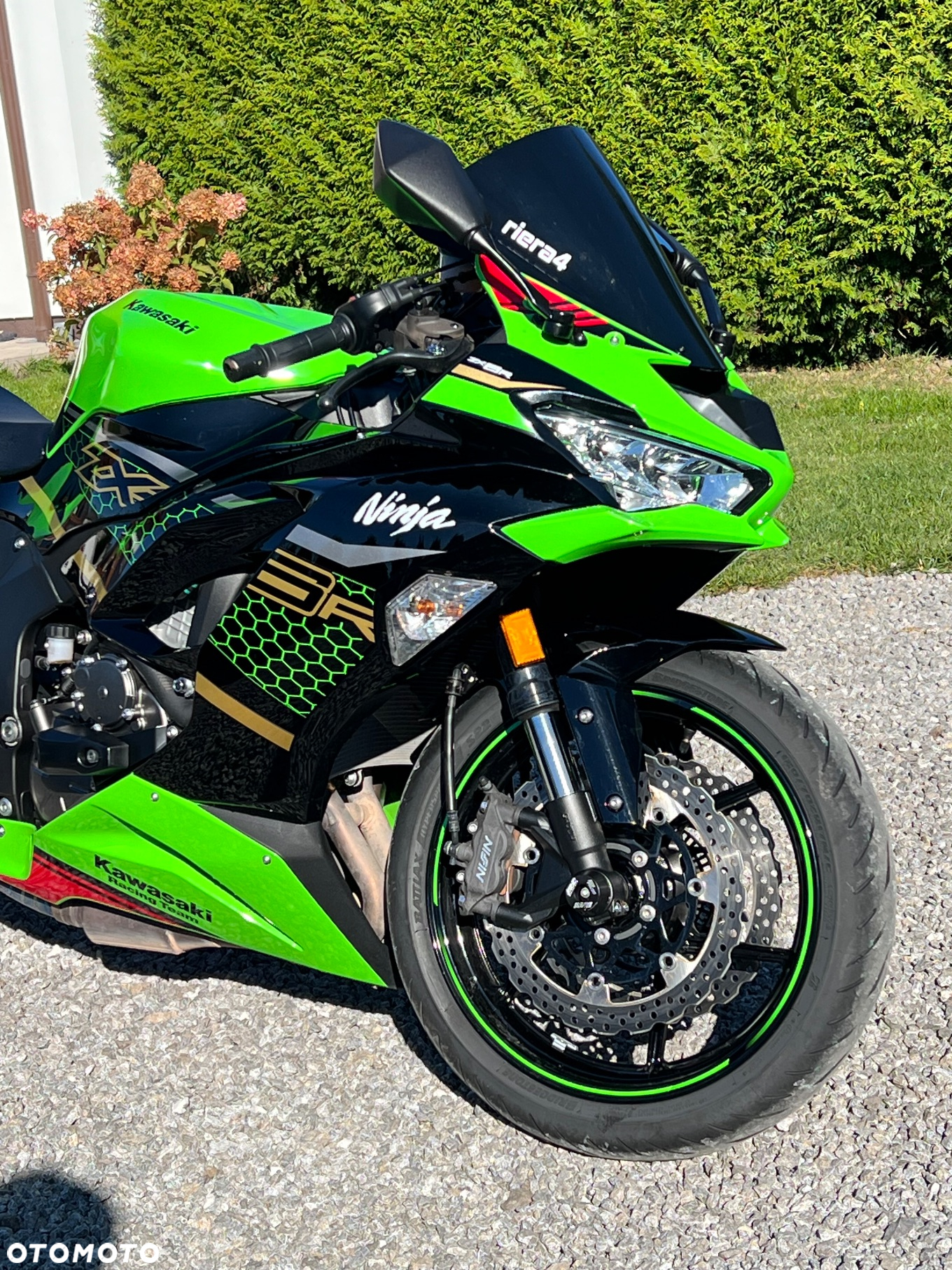 Kawasaki ZXR - 3