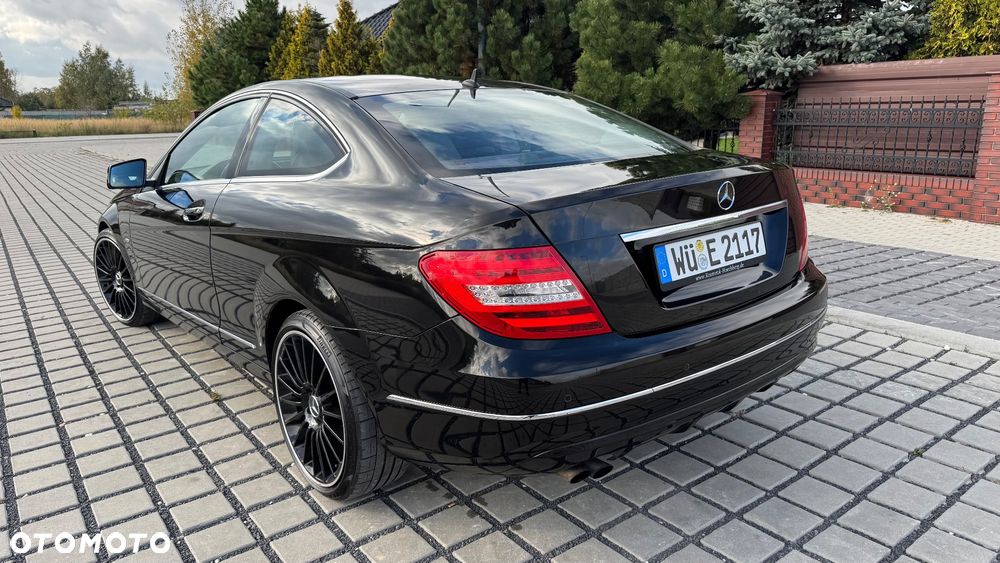 Mercedes-Benz Klasa C 180 Coupe BlueEFFICIENCY - 13