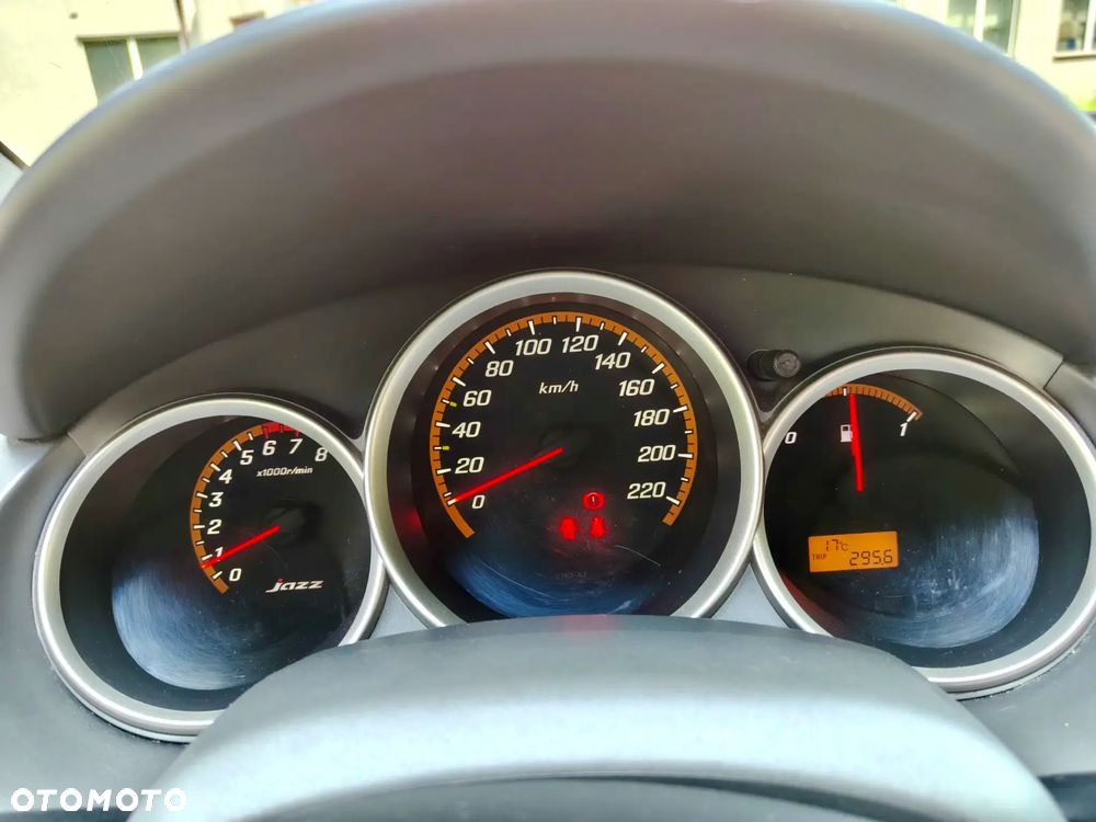Honda Jazz 1.4 LS - 23